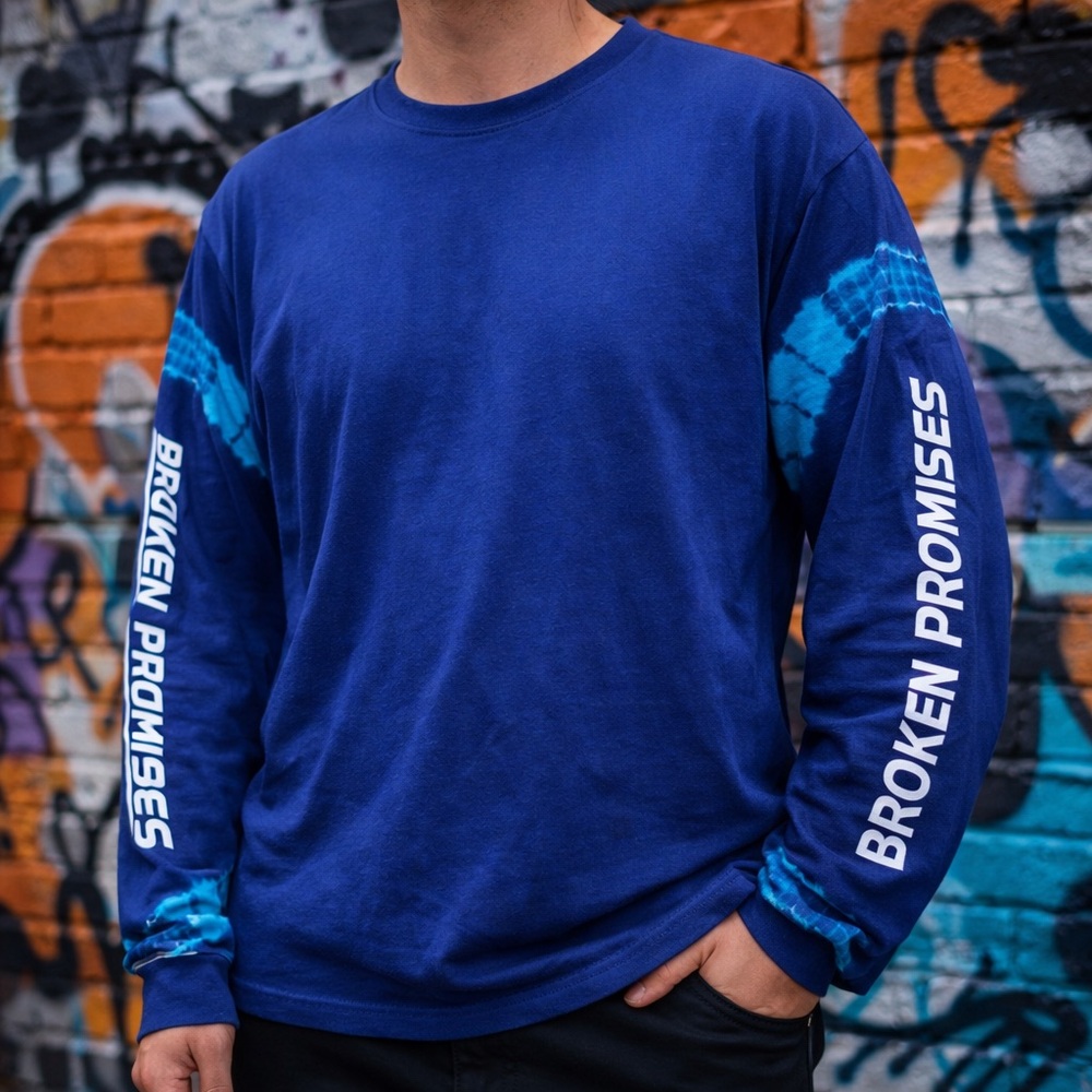 Broken Promises Unisex XL Blue Graphic Print Long Sleeve T-Shirt‎